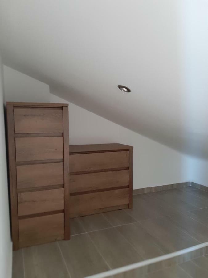 ニヴィーチェStudio Apartman Ladyアパートメント エクステリア 写真