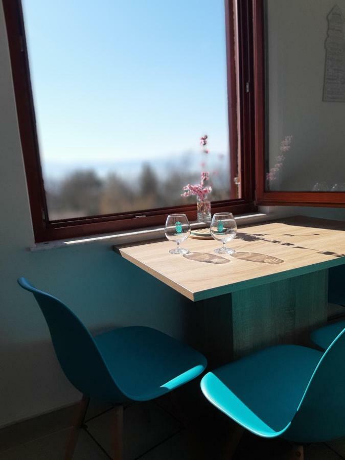 ニヴィーチェStudio Apartman Ladyアパートメント エクステリア 写真
